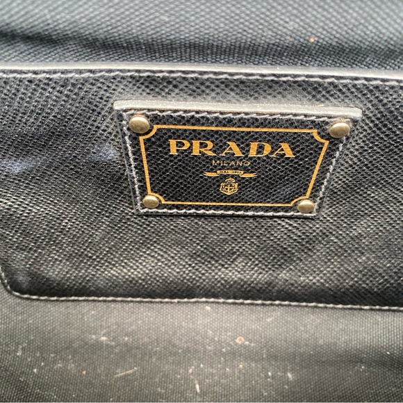 Leather and Canvas Prada bag with strap for shoulder/crossbody use - Picture 3 of 13